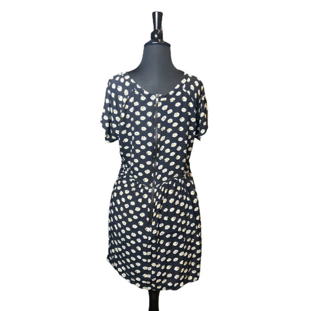 Oversized Sunflower Print Shirt - Picture 2 of 9